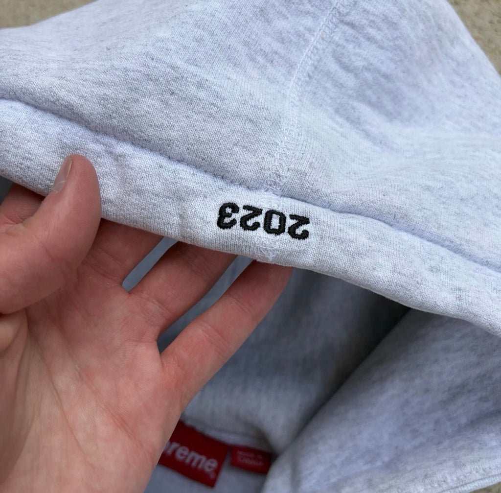 Bogo box logo supreme hoodie