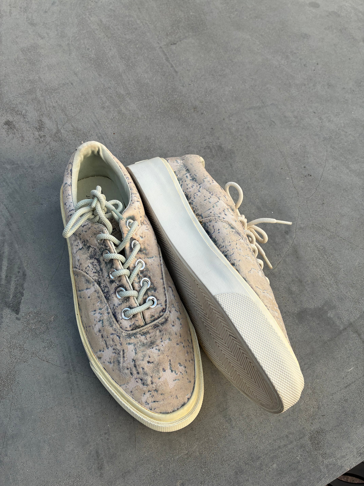 Converse x John Elliott Vans